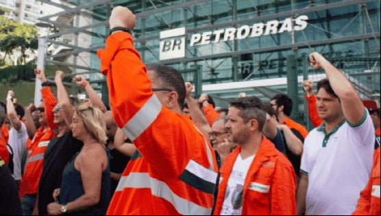FUP suspende greve após nova proposta da Petrobrás, mas mantém mobilização